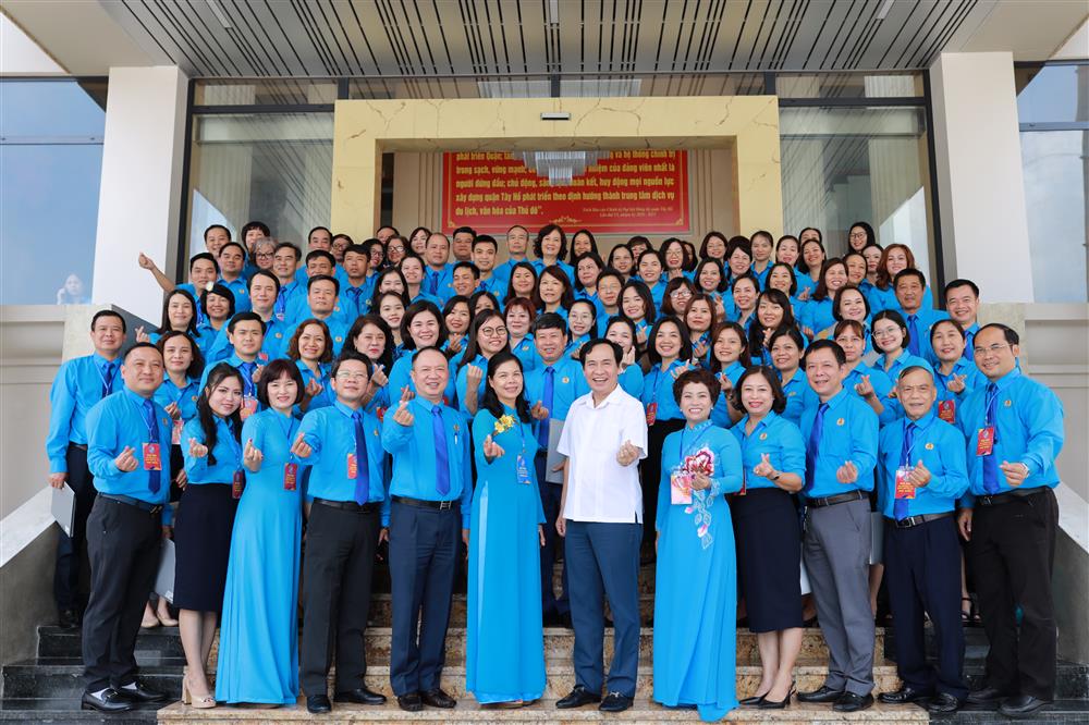 Đại hội Công đoàn quận Tây Hồ lần thứ VI, nhiệm kỳ 2023 - 2028 thành công tốt đẹp